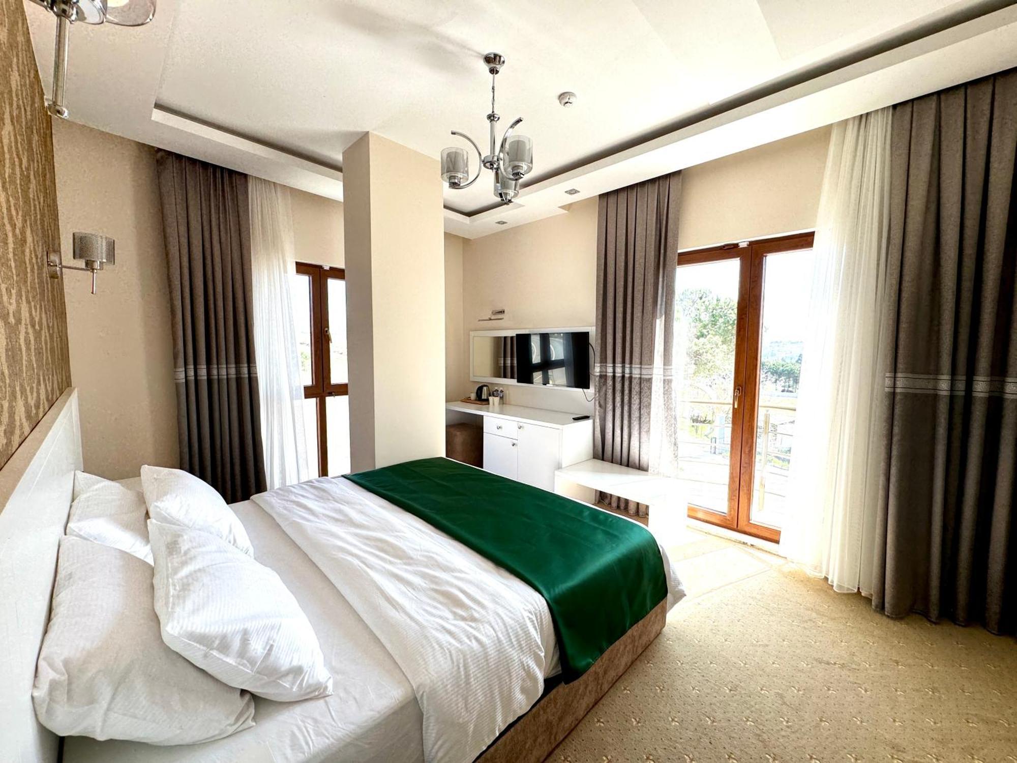 Green Roof Hotel & Spa Durusu Екстер'єр фото